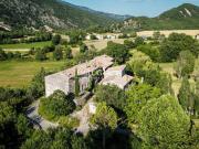 A vendre Hameau du XVIIIème siècle Haute Provence