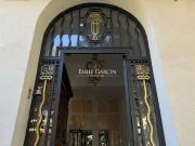 A vendre Hôtel Particulier avec piscine dans le Carré...