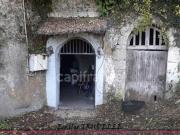 à vendre LA CHARTRE SUR LE LOIR 72 Cave Authentique de...