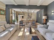 A vendre Maison bourgeoise Uzès centre Bassin de rafraî....