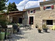 A vendre maison de caractère entièrement rénovée sur...