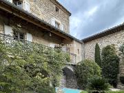 A vendre Maison de village avec bassin entre Uzès et...