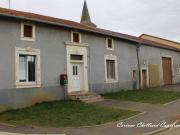 À Vendre: Maison de Village avec Grange proche de Jarny...