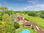 A VENDRE Maison en pierre avec gîte attenant