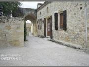 A vendre, maison en pierre, de caractère, 240m2 avec jardin