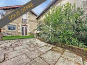 ? À vendre Maison individuelle avec piscine et dépendances à