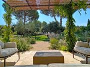 A vendre Mas entièrement rénové Eygalières 190m² Eygalières