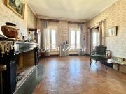 A VENDRE NIMES Appartement P3 Dernier étage de 84 m2...