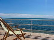 À VENDRE PIED DANS L'EAU DE 240M² AVEC VILLA DE...