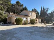 A vendre Proche du village de Callas maison de 200 m² avec v