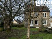A vendre: propriété dans le centre de Joue du bois 61,...
