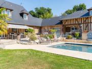 À VENDRE Propriété d'exception à 10 minutes de Deauville