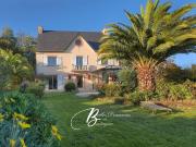 A vendre propriété familiale proche du port et des...