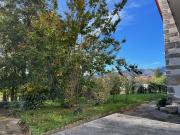 À vendre, spacieuse maison avec 2 logements