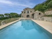 A vendre, superbe bastide en pierre, piscine, rénové...