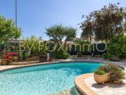 A vendre sur la Côte d'Azur, magnifique maison de 6...