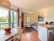 À Vendre T2 Cabine à Arcangues Face au Golf avec Piscine