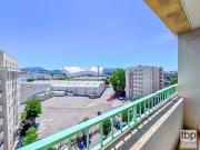 À VENDRE – T5 traversant, en colocation meublée avec...
