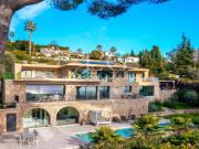 À Vendre Villa Mougins avec Piscine, 8 Pièces, 389.37m²