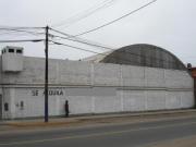 AB 1110 ALQUILO EXCELENTE LOCAL COMERCIAL DE 2,100 M²...