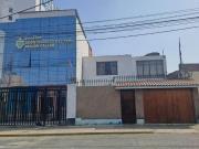 AB 1534 – BAJO DE PRECIO –VENDO CASA PARA REMODELAR O...