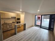AB 1556 – SE ALQUILA EXCELENTE MINI FLAT EN LA AV....