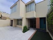 AB 1584 SE VENDE BONITA CASA CON MINI DPTO EN LA MEJOR...