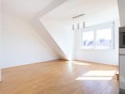 Ab Dezember! Charmante 2 Zimmer Dachgeschosswohnung bei...