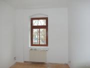 Hübsche 2 Zimmer Wohnung im Erdgeschoss mit Balkon,...
