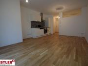 AB NOVEMBER VERFÜGBAR HELLE 1,5 ZIMMERWOHNUNG AN DER U2!