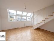 ab sofort  einzigartige 3 Zimmer Maisonette Dachgeschoss...