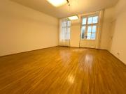 Bürofläche mit Blick auf den Schwarzenbergplatz Bürofläche mit Blick auf den Schwarzenbergplatz