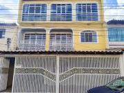 Abaixou o valor! Sobrado de 4 Quartos na Candangolândia!