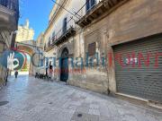 Abbigliamento in affitto a Lecce