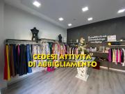 Abbigliamento in vendita a Giugliano In Campania