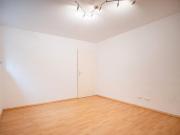 Abgeschlossenes Büro im Nordend – eigener Eingang, Pkw...