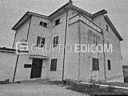 Abitazione di tipo economico di 195 mq in vendita a...