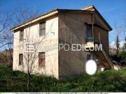 Abitazione di tipo economico di 195 mq in vendita a...