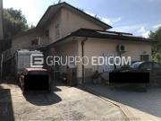 Abitazione di tipo economico di 267 mq in vendita a...