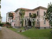 Abitazione in villini di 327 mq in vendita a Gallarate...