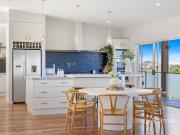 Above the Coast, Beyond the Ordinary