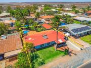 Absolute BEACH FRONT! Entertainers Delight! Beautiful...