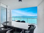 Absolute Oceanfront Apartment