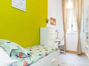 Accogliente camera singola con portineria