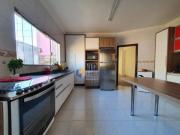 Aceita troca Casa com 3 quartos à venda, 220 m² por R$...