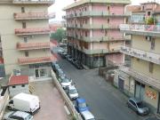 Acireale centro appartamento 3 vani con garage