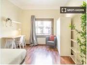 ¡Renta! Alquiler de habitaciones en piso de 4...