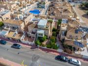 ACOGEDOR APARTAMENTO CON PRECIOSO JARDÍN EN LA BIEN...