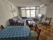 Acogedor Apartamento con Terraza en Plena Vía Emilio...