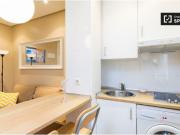 Acogedor apartamento de 1 dormitorio con aire...
